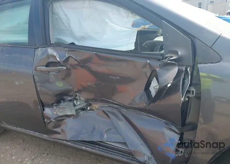 2011 Toyota Corolla Le z USA, uszkodzony, nr VIN JTDBU4EEXB9137955